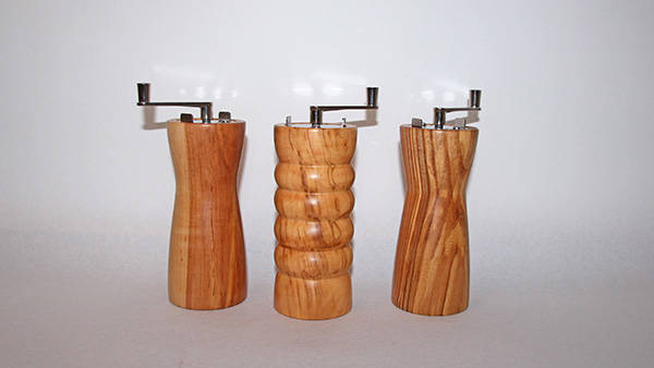 Muskatmühle Olivenholz